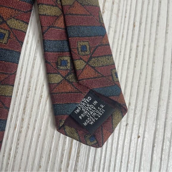 Arrow Men’s Silk Necktie Tie Geometric Burgundy Rust Blue Tan NEW NWT Classic - Picture 7 of 7